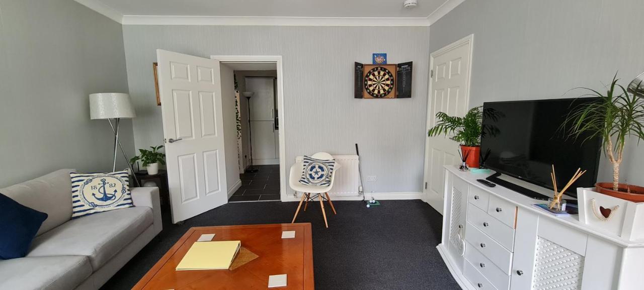 Apartamento The Heathers - Near Beach & Free Golf Bag & Clubs. Maybole Exterior foto